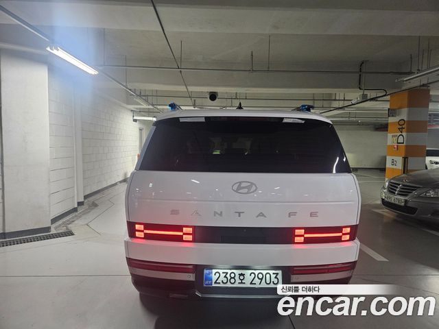 Hyundai Santafe HEV 1.6 2WD — photo 1 of 13