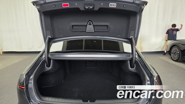 Hyundai Grandeur 3,5 Gasoline 4WD — photo 1 of 35