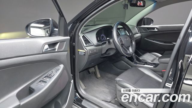 2016 Hyundai Tucson Diesel 1.7 2WD, photograph 1