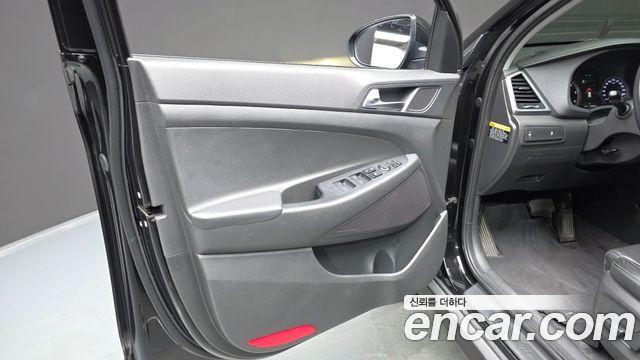 2016 Hyundai Tucson Diesel 1.7 2WD, photograph 8