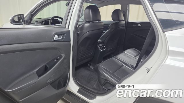 Hyundai Tucson Diesel 1.6 2WD — photo 1 of 32