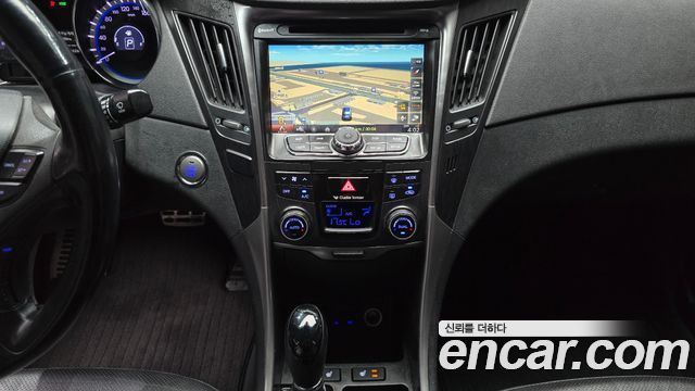 2012 Hyundai Sonata CVVL Smart, photograph 8