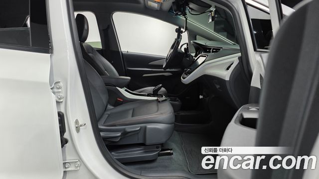 ChevroletGMDaewoo Bolt EV EV Premier — photo 1 of 30