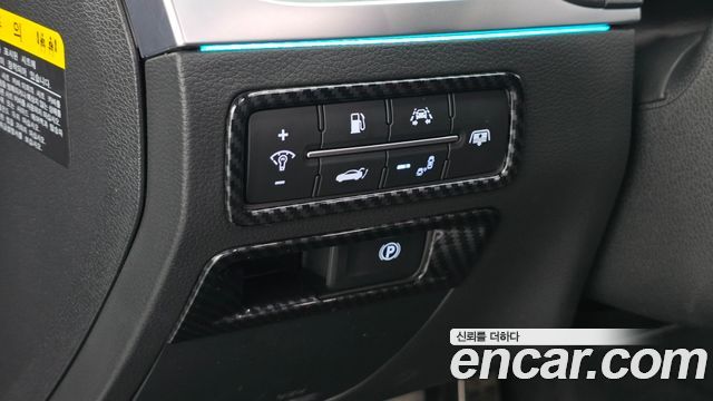 Genesis G80 3.3 GDI — photo 1 of 34