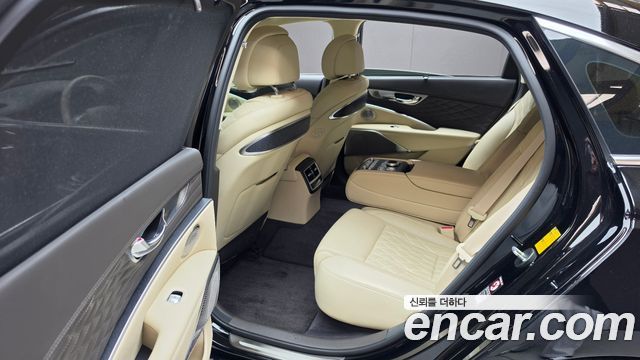Kia K9 3.8 GDI AWD — photo 1 of 34