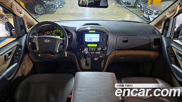 2015 Hyundai Starex 4WD Limousine, photograph 12