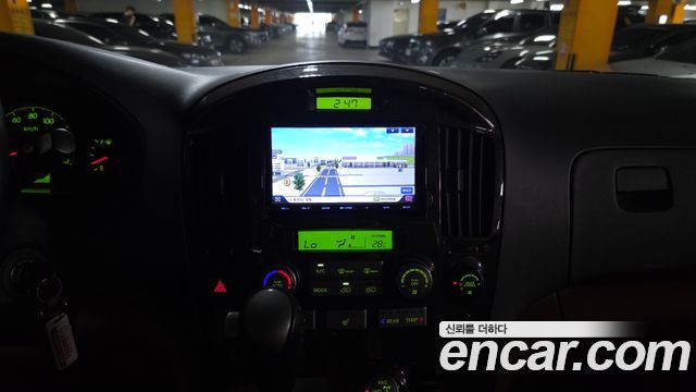 2015 Hyundai Starex 4WD Limousine, photograph 9
