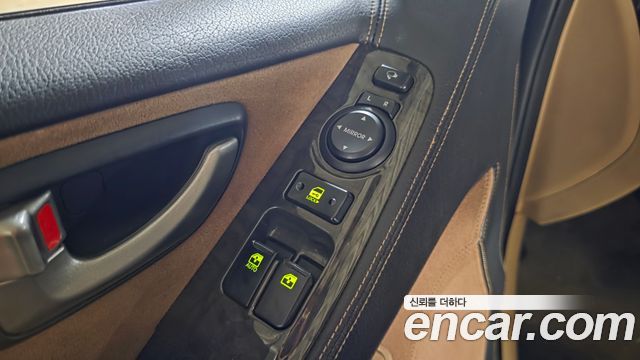 2015 Hyundai Starex 4WD Limousine, photograph 4