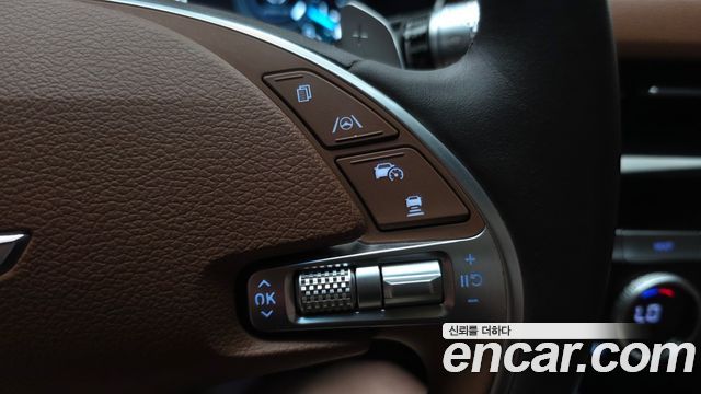 Genesis G80 Gasoline 2.5 Turbo AWD — photo 1 of 33