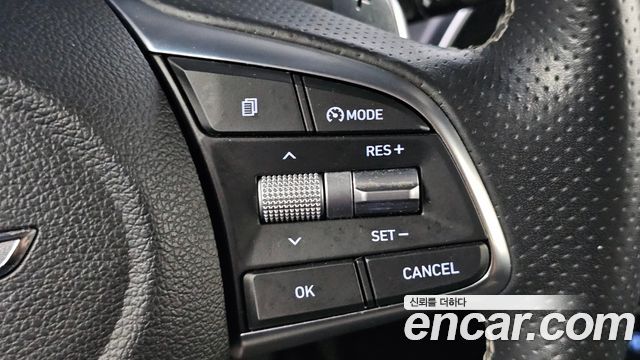 Genesis G70 2.0T AWD — photo 1 of 20