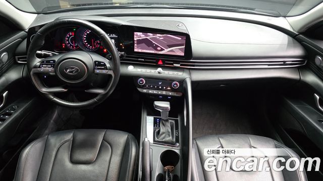 Hyundai AVANTE 1.6 — photo 1 of 34
