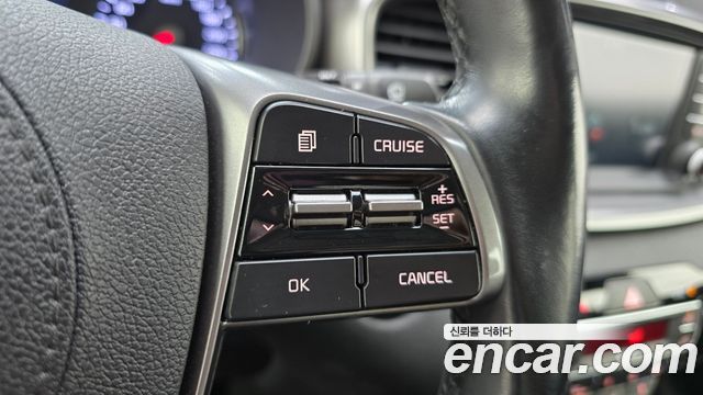 Kia Sorento Diesel 2.0 2WD — photo 1 of 33