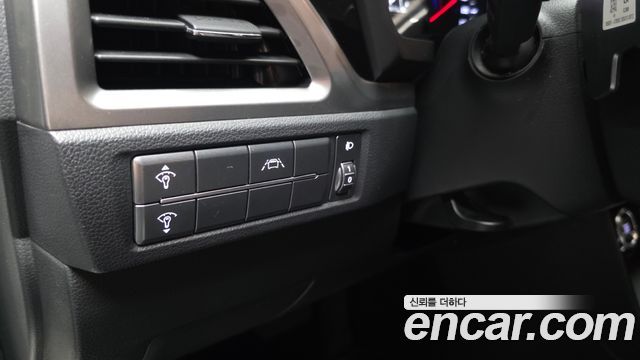 2020 KG_Mobility_Ssangyong KORANDO Gasoline 1.5 2WD C3 Plus, photograph 1
