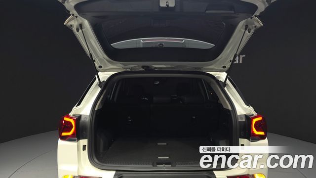 2020 KG_Mobility_Ssangyong KORANDO Gasoline 1.5 2WD C3 Plus, photograph 2