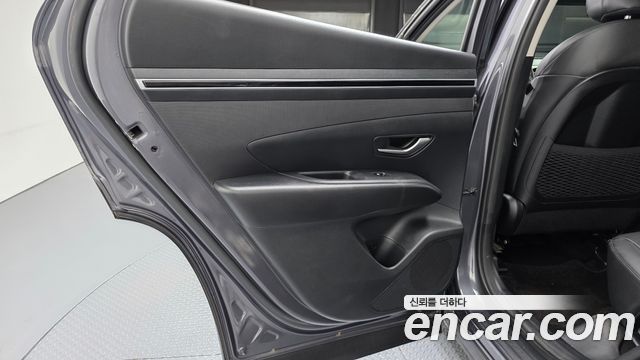 Hyundai Tucson Gasoline 1.6 Turbo 2WD — photo 1 of 31