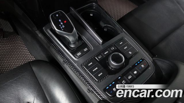 Hyundai Equus VS380 — photo 1 of 20