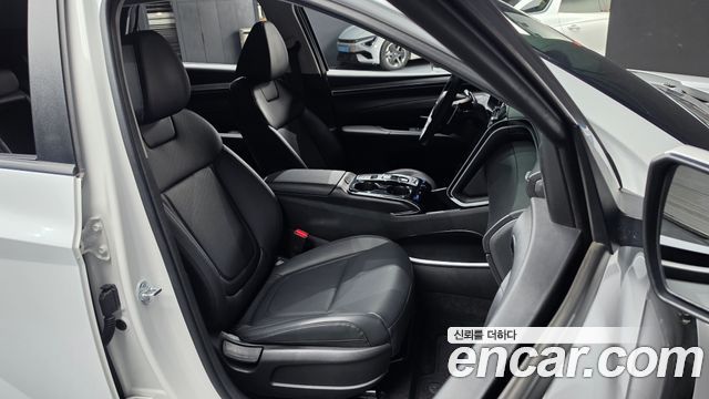 Hyundai Tucson Diesel 2.0 2WD — photo 1 of 30