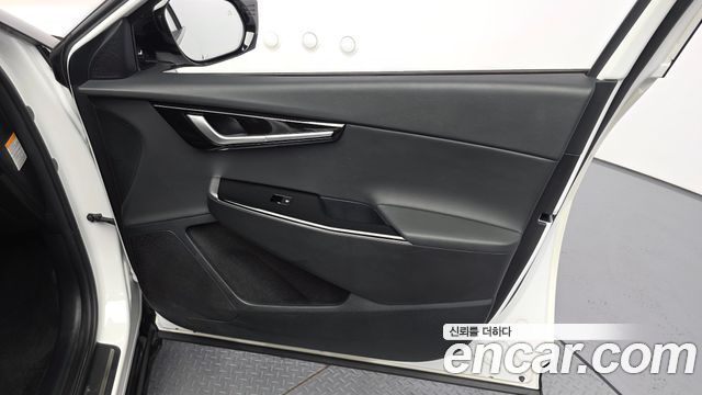 2022 Kia EV6 Long Range, photograph 5