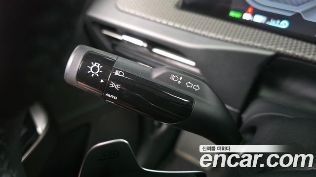 2022 Kia EV6 Long Range, photograph 2