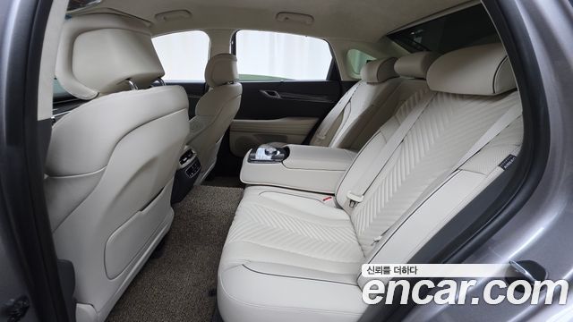 Genesis G80 Gasoline 2.5 Turbo AWD — photo 1 of 33