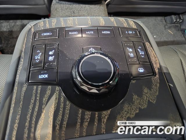 Genesis G80 Gasoline 2.5 Turbo AWD — photo 1 of 20