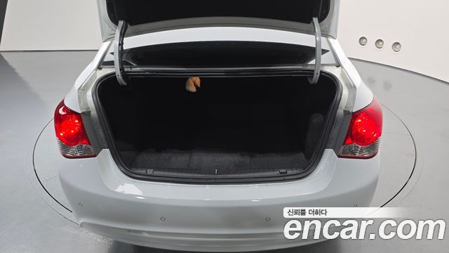 2013 ChevroletGMDaewoo Cruze 1.8 LT+ Leather Package, photograph 5