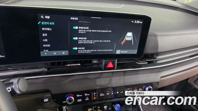 Kia Canival Gasoline 7-Seater Noblesse — photo 1 of 34