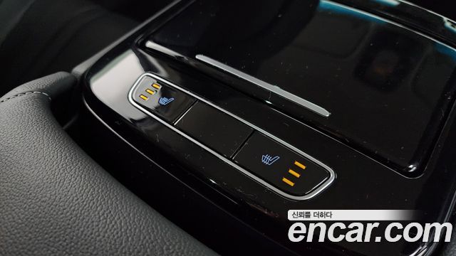 2021 Genesis G80 Gasoline 2.5 Turbo AWD, photograph 2