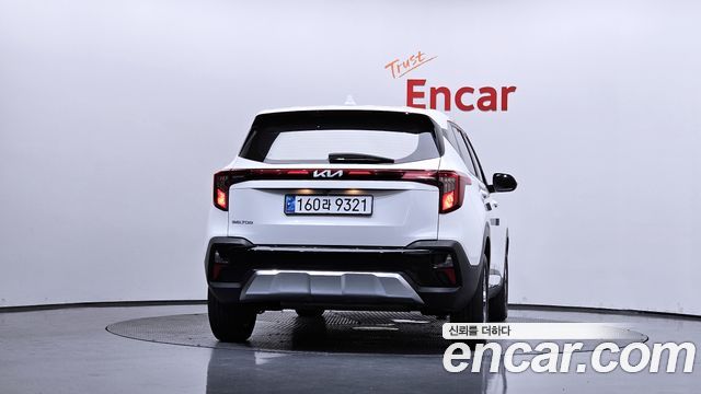 Kia Seltos Gasoline 2.0 2WD — photo 1 of 31
