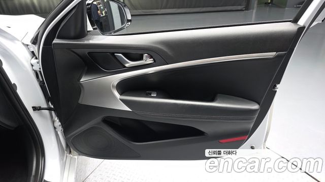 2019 Genesis G70 2.0T, photograph 12