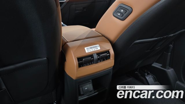 KG_Mobility_Ssangyong Torres Gasoline 1.5 4WD — photo 1 of 38