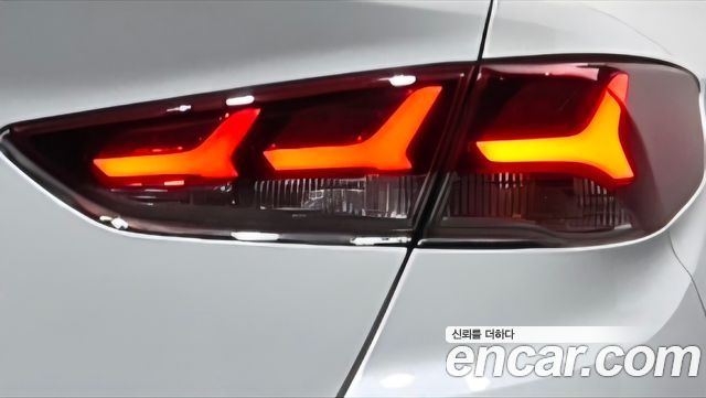 Hyundai Sonata LPI Modern(Disabled Person) — photo 1 of 32