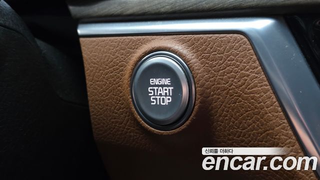 Kia Mohave Diesel 3.0 4WD 6-Seater — photo 1 of 38