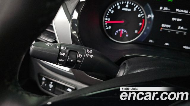 Kia Seltos Gasoline 1.6 Turbo 2WD — photo 1 of 30