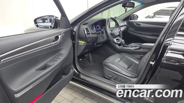 Hyundai Grandeur 3.0 Exclusive — photo 1 of 20