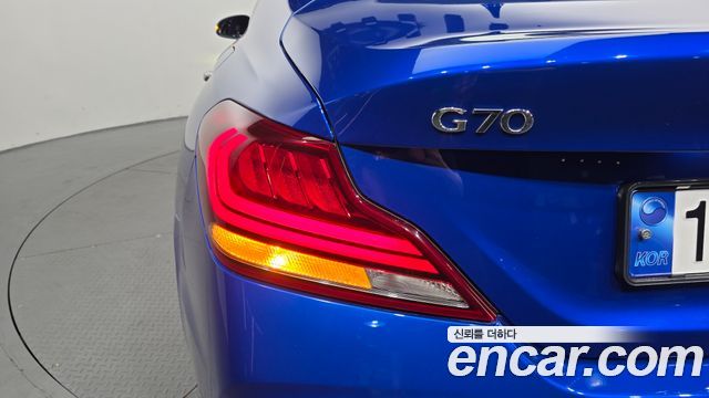 2018 Genesis G70 3.3T Sport, photograph 2