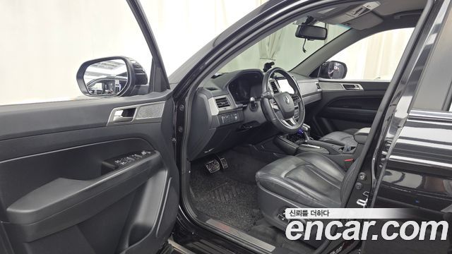 KG_Mobility_Ssangyong Rexton Diesel 2.2 4WD — photo 1 of 31