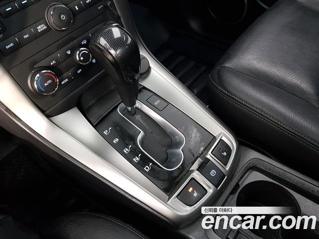ChevroletGMDaewoo Captiva 2WD LT — photo 1 of 18