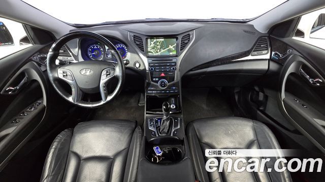 Hyundai Grandeur HG240 Modern — photo 1 of 30