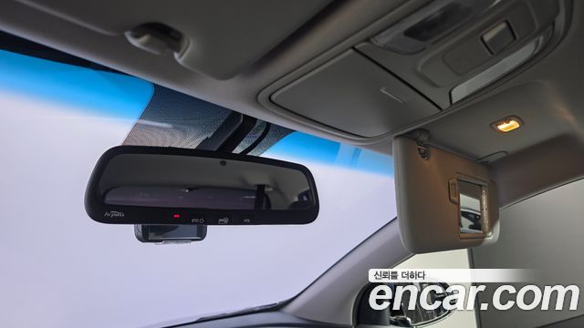 Kia Sportage Diesel 2WD Prestige — photo 1 of 20