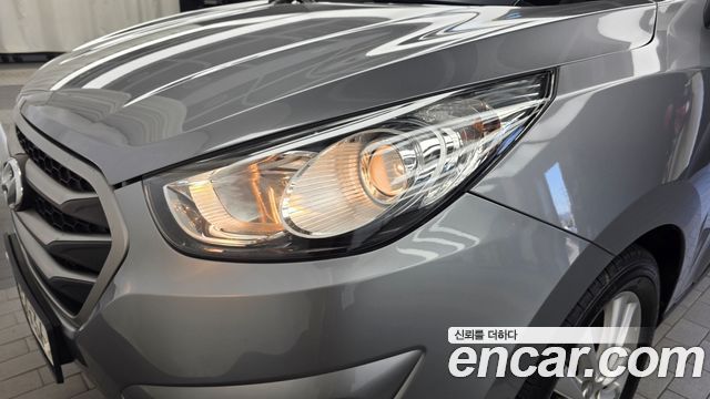 Hyundai Tucson Diesel 2WD LX20 — photo 1 of 30