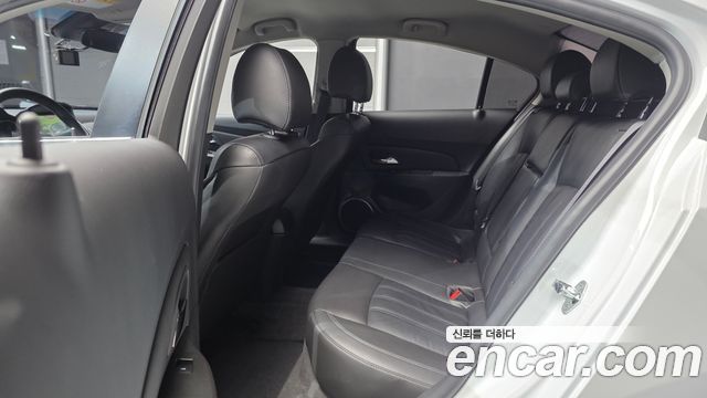 2016 ChevroletGMDaewoo Cruze 1.8 LTZ, photograph 2