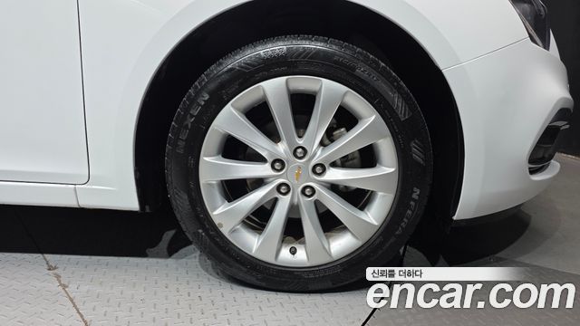 2016 ChevroletGMDaewoo Cruze 1.8 LTZ, photograph 5