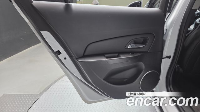 2016 ChevroletGMDaewoo Cruze 1.8 LTZ, photograph 11