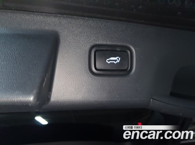 Hyundai Tucson HEV 1.6 2WD — photo 1 of 14