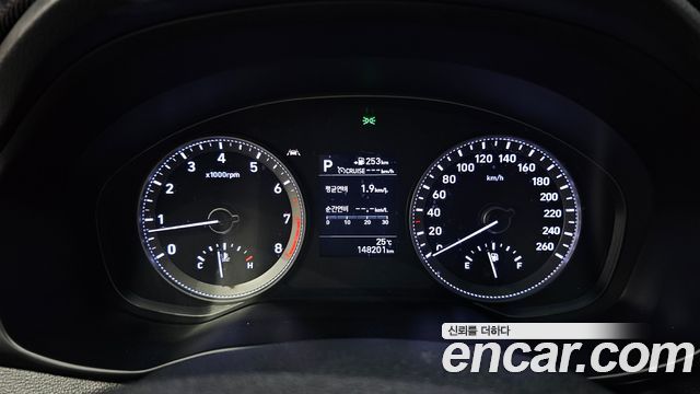 Hyundai Grandeur 2.4 Premium — photo 1 of 20