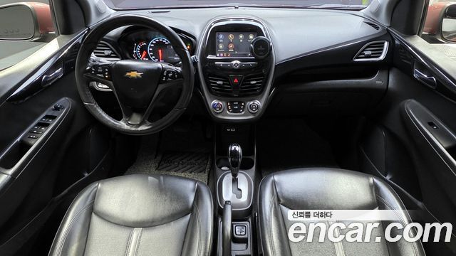2018 ChevroletGMDaewoo Spark Premier, photograph 9