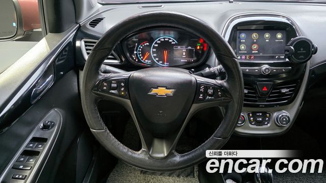 2018 ChevroletGMDaewoo Spark Premier, photograph 11