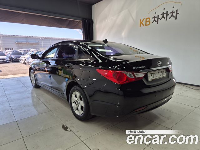 Hyundai Sonata CVVL Style — photo 1 of 15