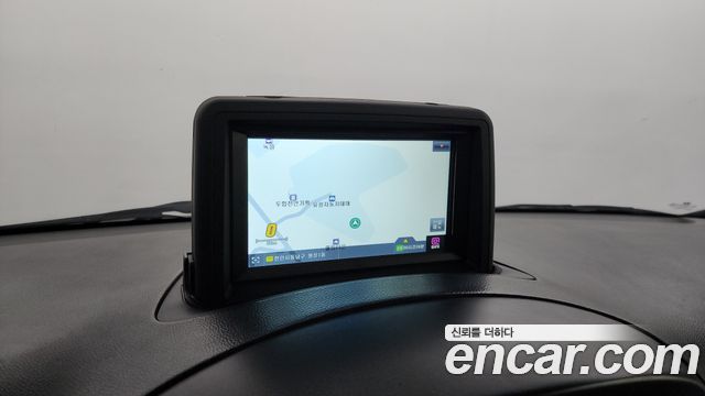 Hyundai Starex 5-Seater VAN — photo 1 of 20